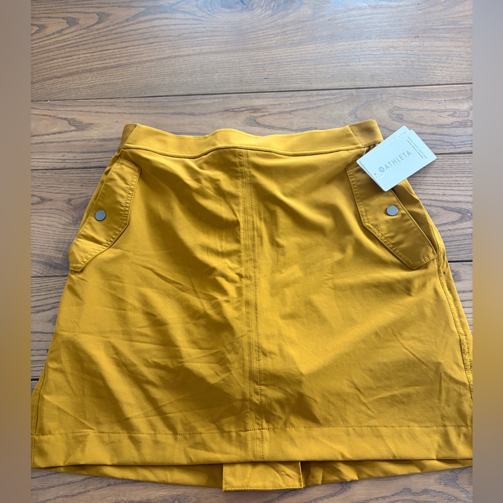 Womens Athleta Vienna Cargo Skort Gold Brass Yellow Size 12 NEW WITH TAGS